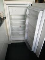 inbouw koelkast Whirlpool, Classe énergétique A ou plus économe, Avec compartiment congélateur, 85 à 120 cm, Enlèvement