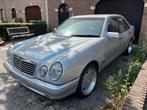 Mercedes E300 turbodiesel om606, Particulier, Blauw, Zilver of Grijs, Te koop