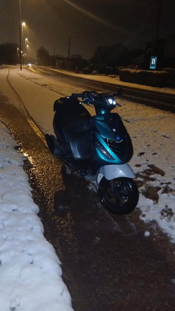 Piaggio zip 80cc a klasse, Vélos & Vélomoteurs, Scooters | Piaggio, Utilisé, Zip, Classe A (25 km/h), Essence, Enlèvement