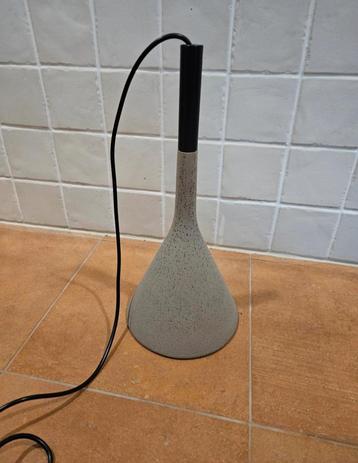 Foscarini Aplomb (aantal: 3), Enlèvement