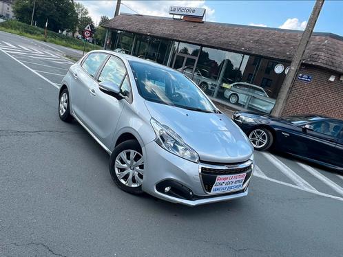 Peugeot 208i 5 portes 1.2 essence 2015 année 0032478767323, Auto's, Peugeot, Bedrijf, ABS, Airbags, Airconditioning, Alarm, Bluetooth