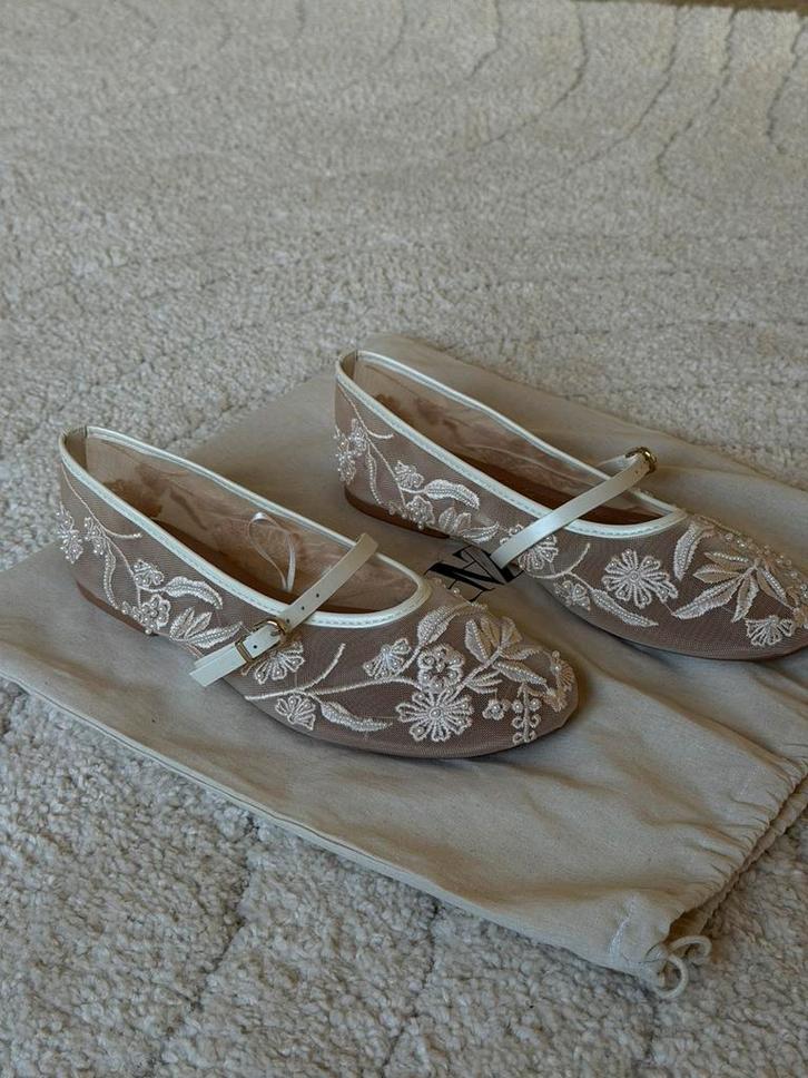 Elegante ZARA ballerina’s, Kleding | Dames, Schoenen, Zo goed als nieuw, Ballerina's, Beige, Ophalen