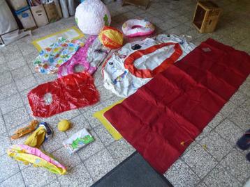 zwembad- en tuinspeelgoed; voor kinderen tot 4 tot 8  beschikbaar voor biedingen