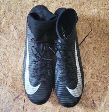 Voetbalschoen Nike mercurial Maat 43, Enlèvement, Comme neuf, Chaussures