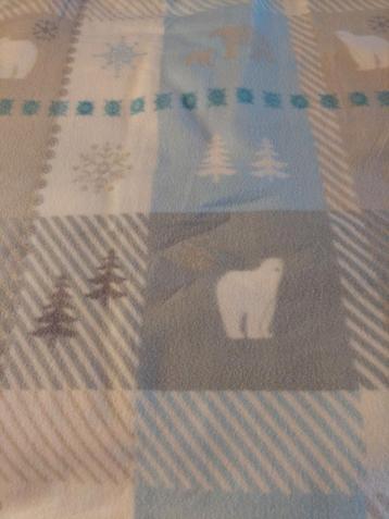 Plaid van Damart met ijsberen  beschikbaar voor biedingen