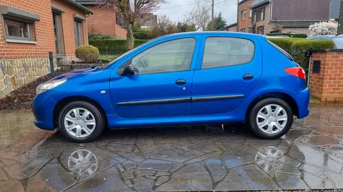 Peugeot 206+ 1100cc, Autos, Peugeot, Particulier, Verrouillage central, Vitres électriques, Radio, Essence, Euro 4, Berline, 5 portes