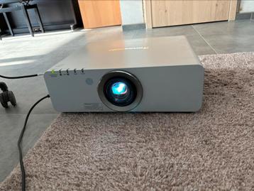 Panasonic Beamer DT-DW6300, Audio, Tv en Foto, Beamers, Ophalen, Gebruikt, DLP