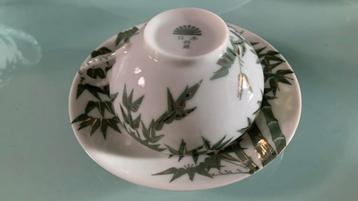 AWESOME VINTAGE TEA - BREAKFAST SET WITH NICELY BAMBOO MOTIF beschikbaar voor biedingen
