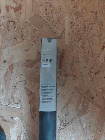 Rolgordijnen Zwart beschikbaar voor biedingen