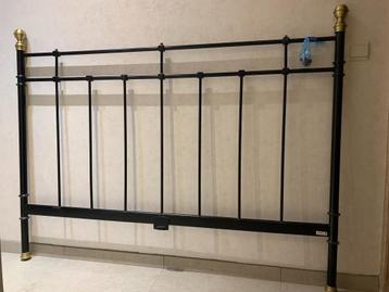 Bed Ikea Tromsnes zwart/koper beschikbaar voor biedingen