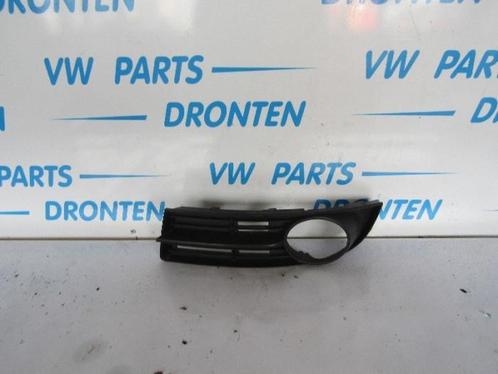 Bumper Rooster van een Volkswagen Touran, Auto-onderdelen, Carrosserie, Bumper, Volkswagen, Gebruikt, 3 maanden garantie, Ophalen of Verzenden