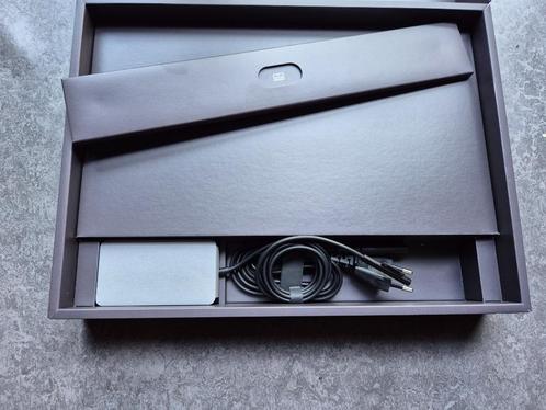 Nieuwe lader Microsoft Surface 65W met extra USB ingang, Computers en Software, Laptop-opladers, Nieuw, Ophalen of Verzenden