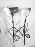 Studioflitsset Falcon Eyes TF-600A + Beautydish + Triggers, Enlèvement, Comme neuf, Lampe ou Kit de flash