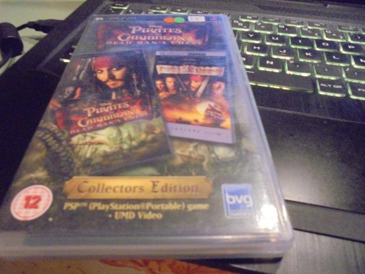 PSP+UMD Pirates of the Caribbean Collector's edition (CIB), Games en Spelcomputers, Games | Sony PlayStation Portable, Gebruikt