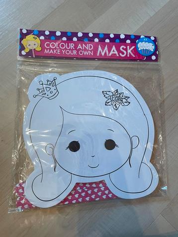 Inkleurmaskers prinses en dieren  beschikbaar voor biedingen