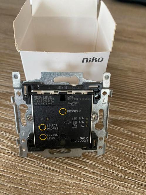 Niko Home Control Slimme Dimmer, Doe-het-zelf en Bouw, Elektriciteit en Kabels, Nieuw, Schakelaar, Ophalen