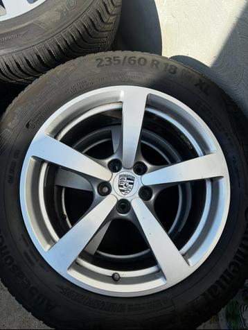 Porsche Macan 18" + All Season banden Continental/Hankook beschikbaar voor biedingen