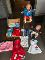 Poppen,koffertje met kleedjes., Enlèvement, Comme neuf
