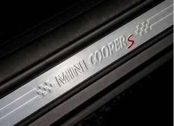 Instaplijst Cooper S sticker Mini serie F56 F57 51777317401  beschikbaar voor biedingen