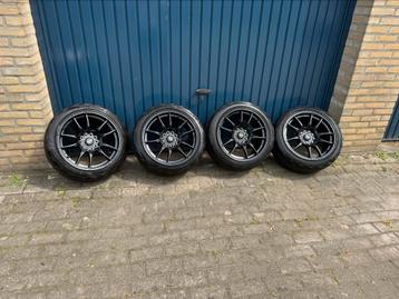 Motec mcr1 5x120 17 inch semi slicks beschikbaar voor biedingen