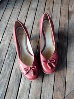 Clarks Damesschoen,leder,kleur rood, maat 38/39, Ophalen of Verzenden, Gedragen, Rood