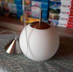 Hanglamp in melkglas, Huis en Inrichting, Ophalen
