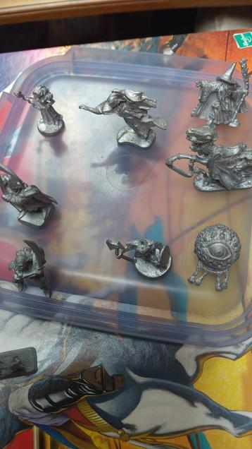 bordspelfiguren beschikbaar voor biedingen