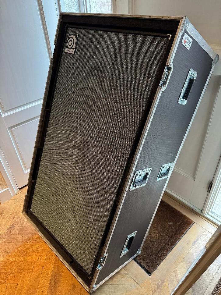 Ampeg 8x10 SVT Heritage USA + eXtreme Flightcase, Musique & Instruments, Amplis | Basse & Guitare, Comme neuf, Guitare basse, 100 watts ou plus