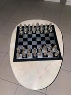 Swarovski schaakbord, Ophalen
