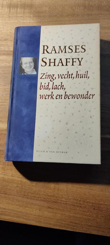 Boek : Ramses Shaffy. Zing, vecht, huil, bid, lach, werk..., Boeken, Film, Tv en Media, Zo goed als nieuw, Ophalen of Verzenden