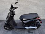 BROMMER - SCOOTER - ELEKTRISCH - PIAGGIO ONE - KLASSE A, Fietsen en Brommers, Ophalen, Piaggio, Elektrisch, Zo goed als nieuw