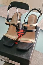 Hakkenschoenen  Maat 36  Doorzichtige hak.  Hak 10cm  1x ged, Kleding | Dames, Schoenen, Overige kleuren, Ophalen of Verzenden