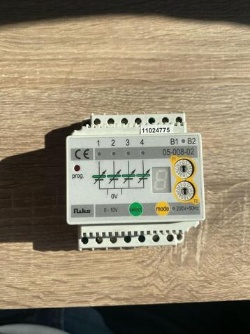 Niko Dimcontroller 4 uitgang 05-008-02 beschikbaar voor biedingen