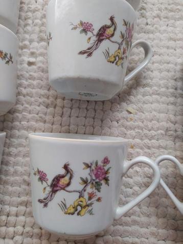 Servies 40 delig, met vogelmotief, afwasbestendig beschikbaar voor biedingen