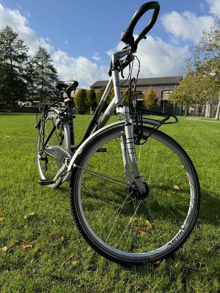 Oxford damesfiets, Fietsen en Brommers, Fietsen | Dames | Sportfietsen en Toerfietsen, Zo goed als nieuw, Ophalen