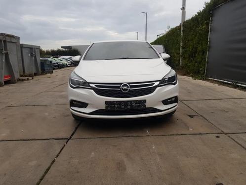 BUMPER VOOR Opel Astra K (01-2015/12-2022), Auto-onderdelen, Carrosserie, Bumper, Opel, Voor, Gebruikt