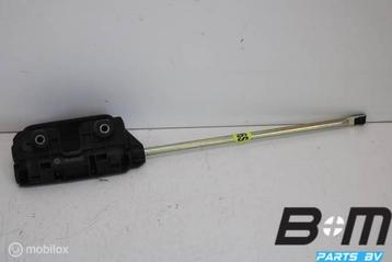 Binnengreep rechts VW Caddy 2K 7H0843642A beschikbaar voor biedingen