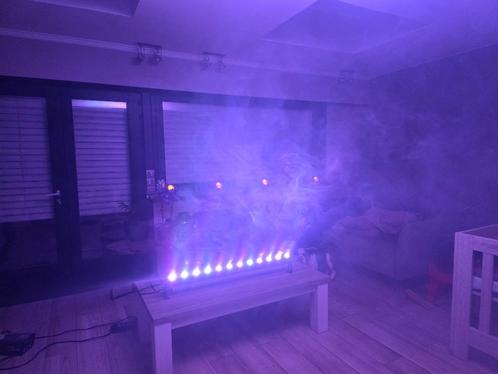 Ayra led tri bar 12 (1), Muziek en Instrumenten, Licht en Laser, Zo goed als nieuw, Licht, Geluidgestuurd, Kleur, Stroboscoopeffect