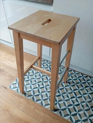 Ikea houten barkruk Bosse beschikbaar voor biedingen
