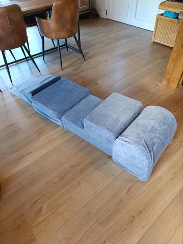 Speelkussen / foamblokken / speelblokken  beschikbaar voor biedingen