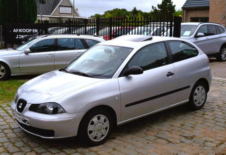 Seat Ibiza 1.2i/1st Owner/HISTORY/GARANTIE, Auto's, Seat, Bedrijf, Te koop, Ibiza, Centrale vergrendeling, Elektrische ramen, Metaalkleur