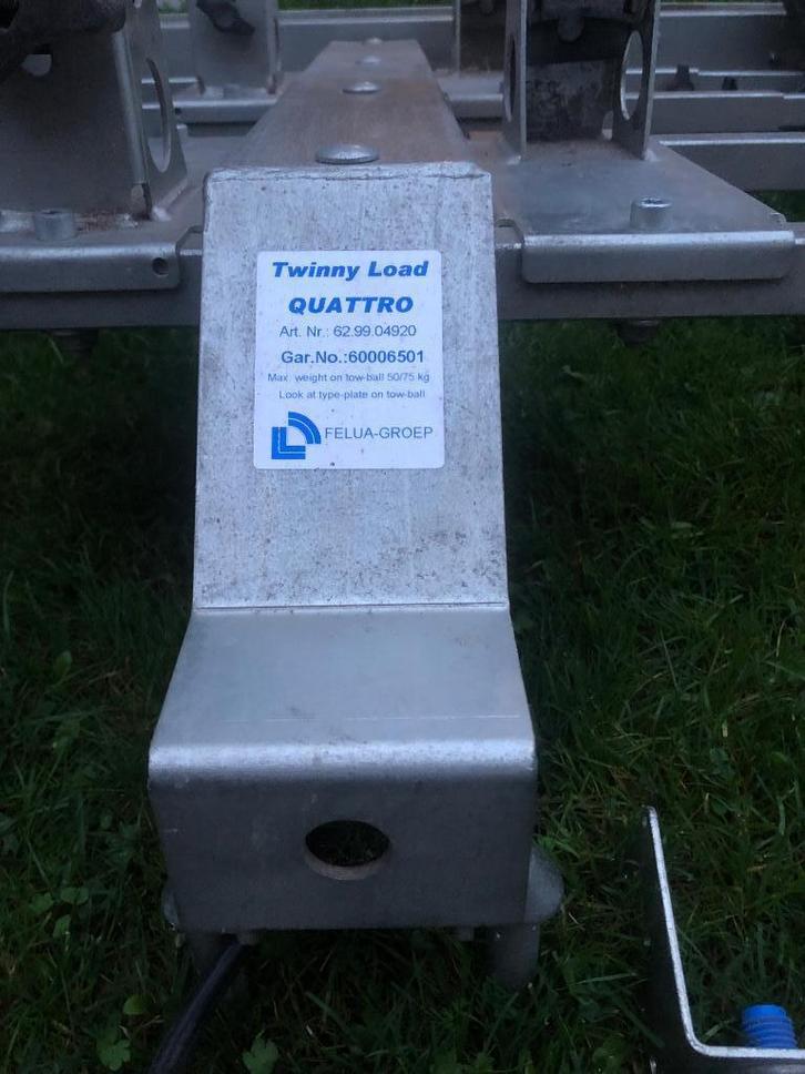 fietsendrager Twinny Load quattro (4 fietsen), Auto diversen, Fietsendragers, Gebruikt, Trekhaakdrager, 3 fietsen of meer, Ophalen