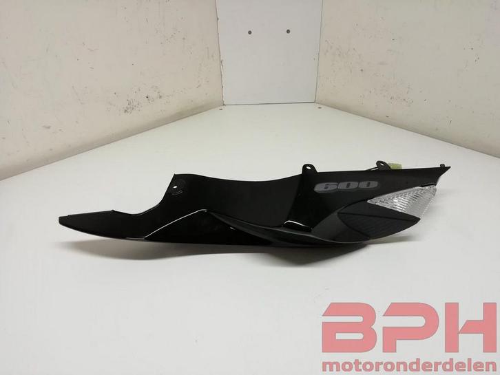 Achterkuip links Suzuki GSX-R 600 750 L1 L2 L3 L4 L5 L6 L7 2, Motoren, Onderdelen | Suzuki, Nieuw, Ophalen of Verzenden