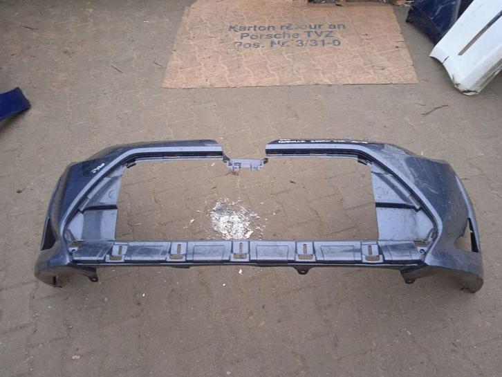 Toyota Corolla SEDAN 2016 2018 VS voorbumper, Auto-onderdelen, Carrosserie, Bumper, Toyota, Voor, Gebruikt, Ophalen of Verzenden
