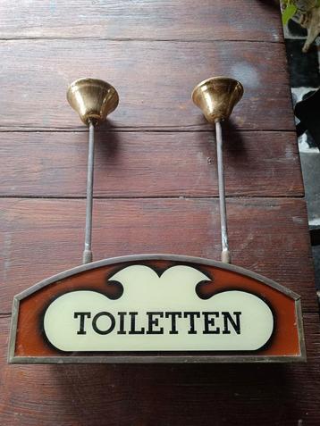 Vintage Plafondlamp toiletten beschikbaar voor biedingen