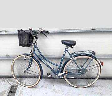 Lot 2 fietsen Raleigh blue city lady zeldzame mountainbike H beschikbaar voor biedingen