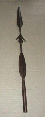 Pointe de lance Africaine Congo 52 cm longueur, Envoi