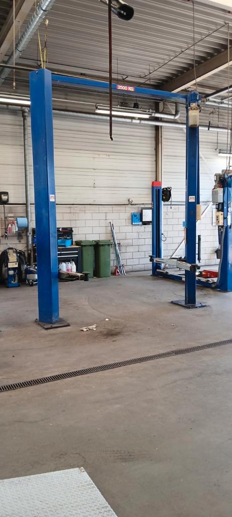 Koni 2 koloms hefbrug 2500kg, Auto diversen, Autogereedschap, Ophalen of Verzenden