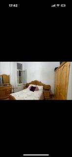 Antieke houten slaapbed, Huis en Inrichting, Slaapkamer | Complete slaapkamers, Ophalen, Zo goed als nieuw, Tweepersoons, Aniek hout