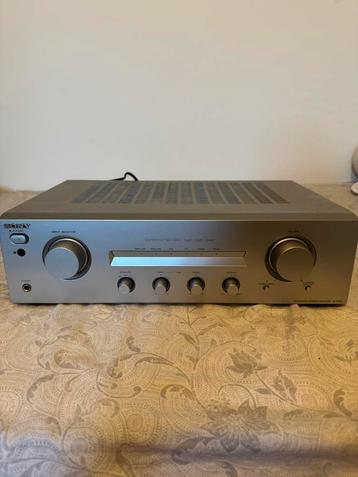 Sony versterker 2 kanaals 160W beschikbaar voor biedingen
